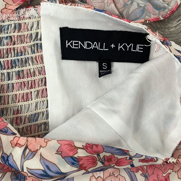 Kendall and Kylie Top - Picture 3 of 3